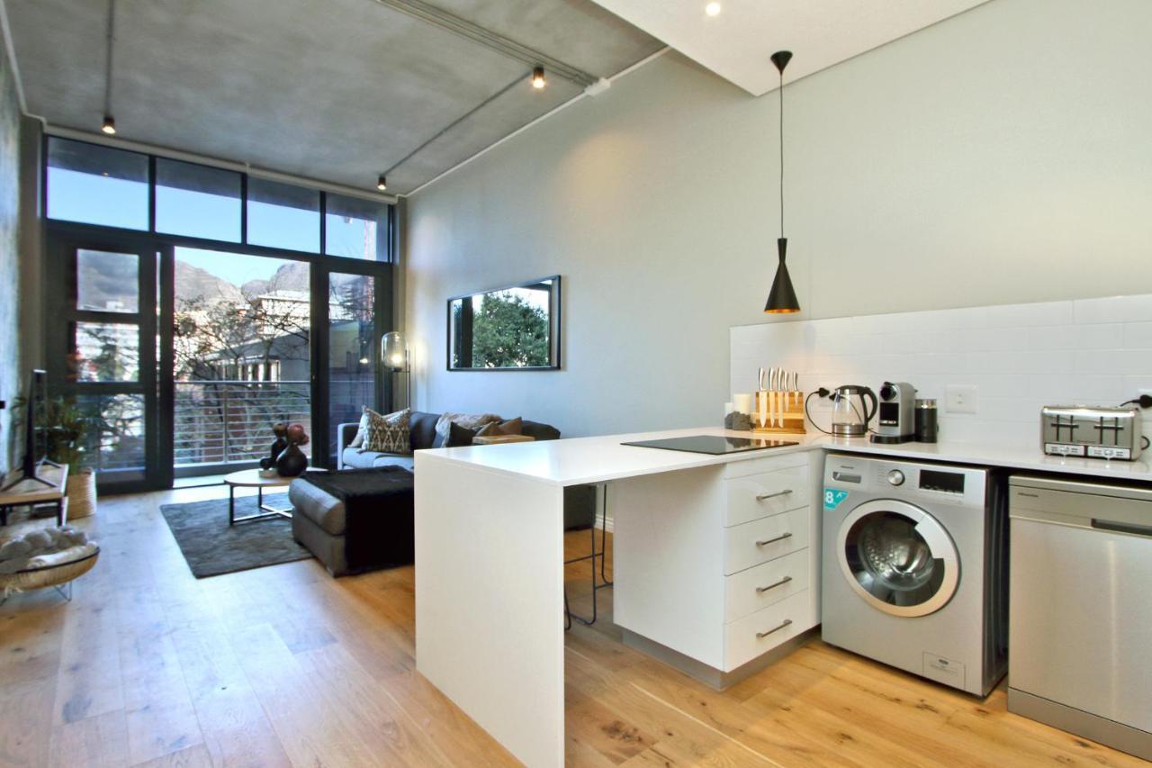 Luxury Docklands By Itc Hospitality Apartment