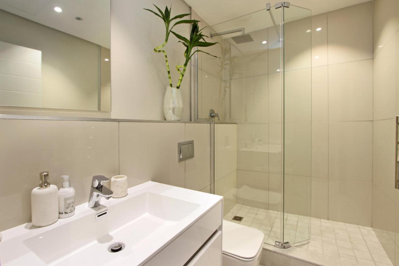 Apartment Luxury Docklands By Itc Hospitality Cape Town